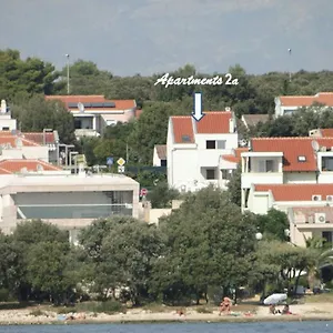 2a 3*, Petrčane Kroatien