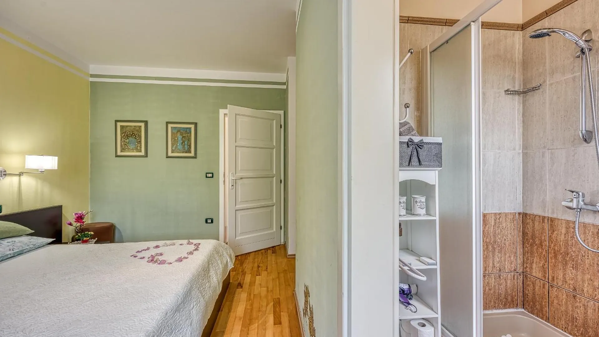 *** Гостевой дом Villa Mare Ровинь Хорватия