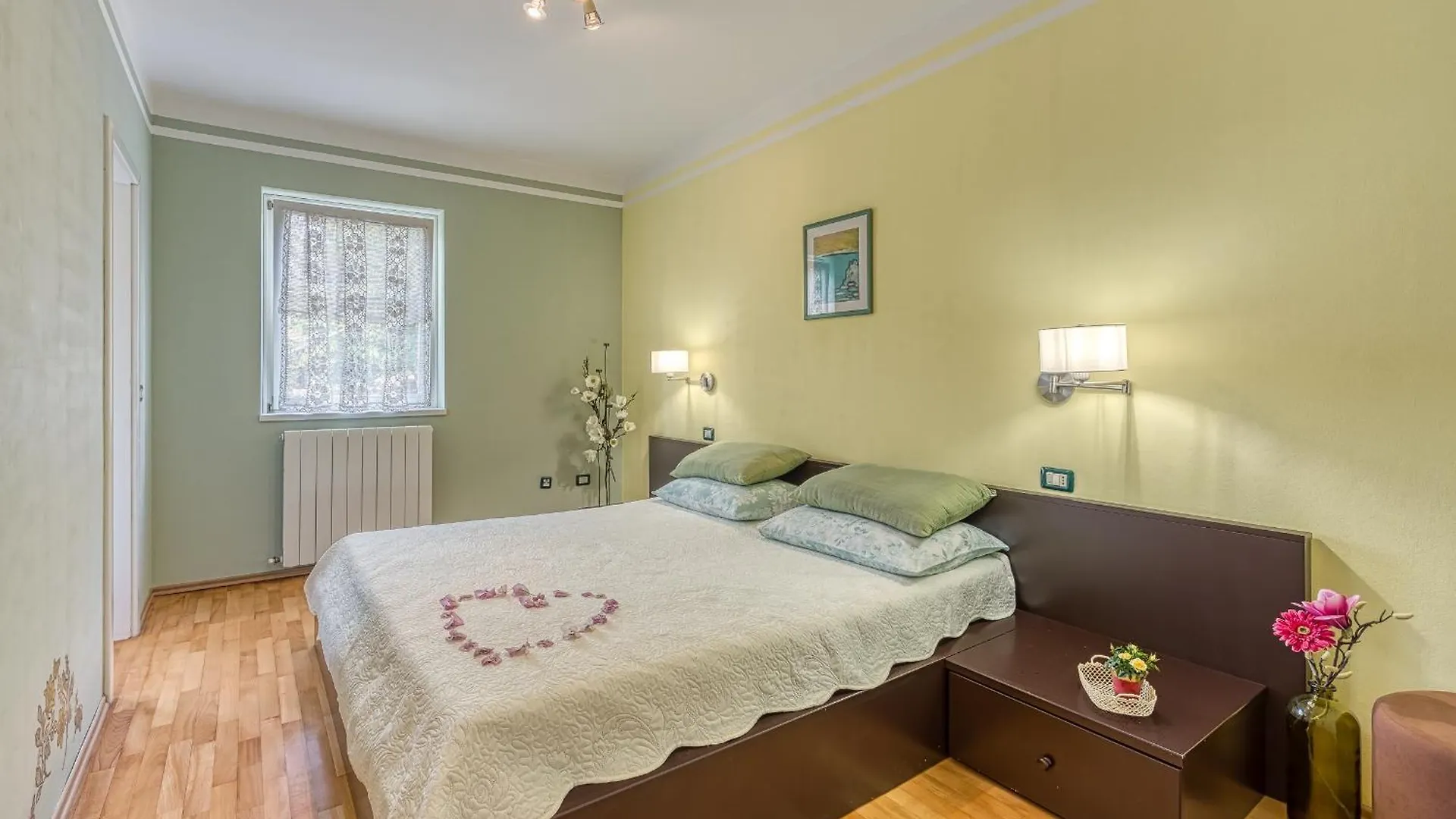 Villa Mare Ровинь 3*,  Хорватия