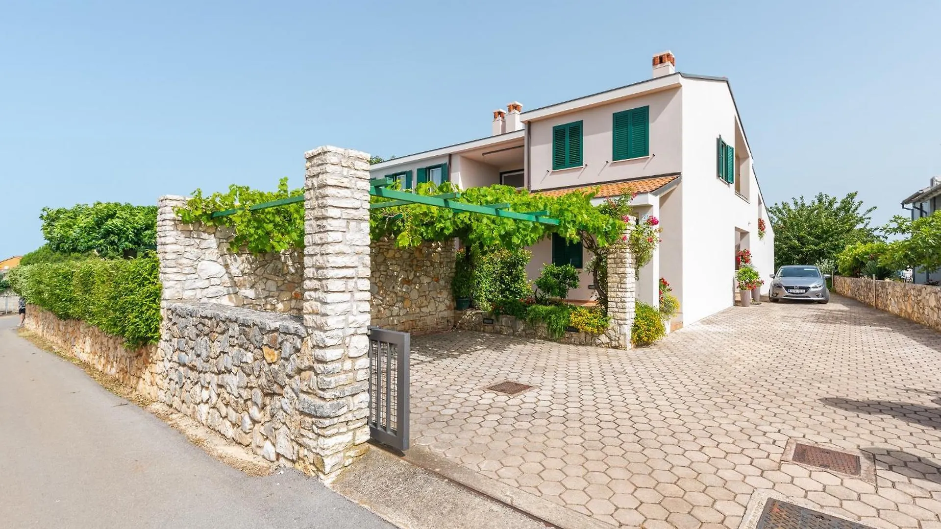 Villa Mare Ровинь Гостевой дом